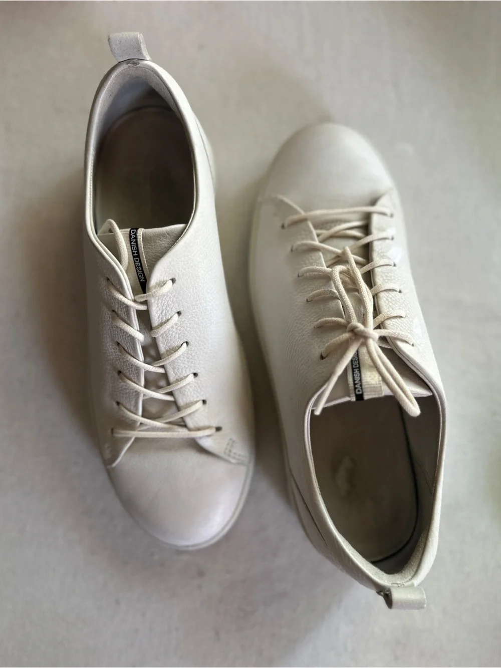 Ecco soft white